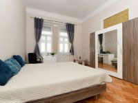 Eladó téglalakás, VI. kerületben 99 M Ft, 3 szobás