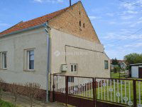 Eladó családi ház, Dombóváron, Táncsics Mihály utcában