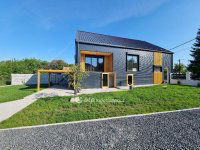 Eladó családi ház