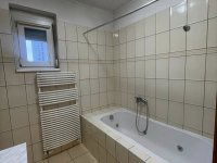 Eladó téglalakás, Komlón, Berek utcában 33 M Ft, 2 szobás