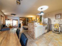 Eladó családi ház, XVII. kerületben 182.9 M Ft, 5 szobás