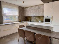 Eladó családi ház, Hegykőn 127.9 M Ft, 4 szobás