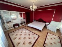 Eladó családi ház, Szentlőrinckátán 59.9 M Ft, 5+1 szobás