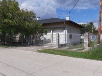 Eladó családi ház, Esztergomban 75 M Ft, 4 szobás