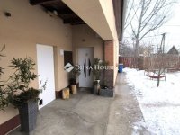 Eladó családi ház, Kecskeméten 69.99 M Ft, 4 szobás