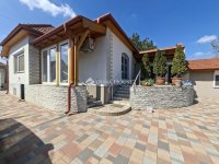 Eladó családi ház, Tápiószecsőn 125 M Ft, 3 szobás