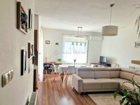 Eladó ikerház, Nagytarcsán 124 M Ft, 4 szobás