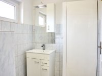 Eladó családi ház, Pécsett 119 M Ft, 4 szobás