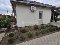 Eladó téglalakás, Lajosmizsén 80 M Ft, 4 szobás