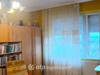 Eladó panellakás, Cegléden 36.5 M Ft, 1+1 szobás