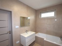 Eladó családi ház, Debrecenben 146 M Ft, 3 szobás