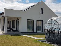 Eladó családi ház