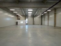 Kiadó ipari ingatlan, Székesfehérvárott 1089 E Ft / hó