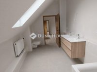 Eladó téglalakás, XV. kerületben 95 M Ft, 4 szobás