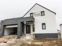 Eladó ikerház, Szombathelyen 159 M Ft, 4 szobás