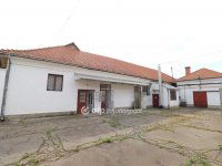 Eladó ipari ingatlan