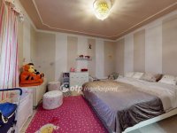 Eladó családi ház, Halmajon 102.025 M Ft, 6 szobás