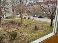 Eladó panellakás, Pécsett 63.9 M Ft, 2 szobás