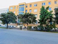 Eladó téglalakás, Debrecenben 67.8 M Ft, 1+1 szobás