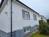 Eladó családi ház, Szombathelyen 96 M Ft, 6 szobás