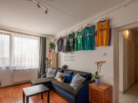 Eladó panellakás, Várpalotán 37.7 M Ft, 2 szobás