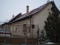 Eladó családi ház, Szigetszentmiklóson 35 M Ft, 3 szobás
