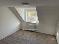 Eladó családi ház, Majosházán 129 M Ft, 6+2 szobás