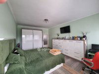 Eladó téglalakás, Pápán 49.99 M Ft, 2 szobás