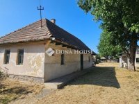 Eladó családi ház, Tápiószecsőn 23.9 M Ft, 2 szobás