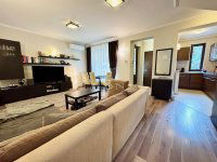 Eladó téglalakás, III. kerületben 129.9 M Ft, 3 szobás