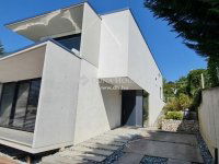 Eladó családi ház, III. kerületben 520 M Ft, 7 szobás