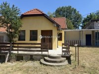 Eladó üzlethelyiség, Borgátán 12 M Ft / költözzbe.hu