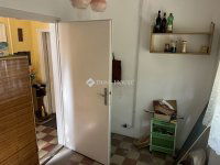 Eladó családi ház, Székesfehérvárott 65 M Ft, 3 szobás