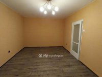 Eladó panellakás, Nyíregyházán 34.8 M Ft, 1+1 szobás