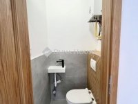 Eladó téglalakás, Pécsett 79.9 M Ft, 5 szobás