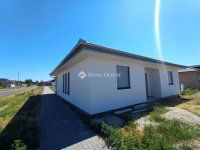 Eladó családi ház, Mórahalmon 81.441 M Ft, 4 szobás