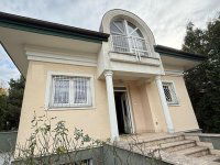 Eladó családi ház, XI. kerületben 350 M Ft, 7 szobás