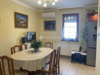 Eladó téglalakás, Kecskeméten 53.5 M Ft, 2 szobás