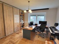 Eladó családi ház, III. kerületben 169 M Ft, 7 szobás