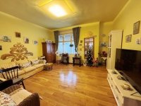 Eladó családi ház, III. kerületben 196.35 M Ft, 5 szobás