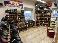 Eladó üzlethelyiség