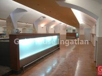 Eladó üzlethelyiség