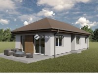 Eladó családi ház, Dánszentmiklóson 60 M Ft, 4 szobás