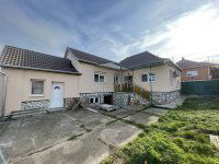 Eladó családi ház