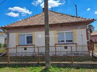 Eladó családi ház, Perkátán 28.5 M Ft, 2 szobás