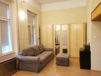Kiadó téglalakás, albérlet, I. kerületben, Attila úton