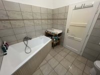 Eladó családi ház, Monoron 105 M Ft, 4 szobás