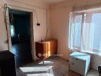 Eladó családi ház, Pécsett 44.9 M Ft, 3 szobás