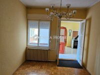 Eladó családi ház, Tápiószecsőn 74.9 M Ft, 5 szobás