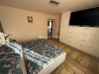 Eladó családi ház, Pécsett 125 M Ft, 5 szobás